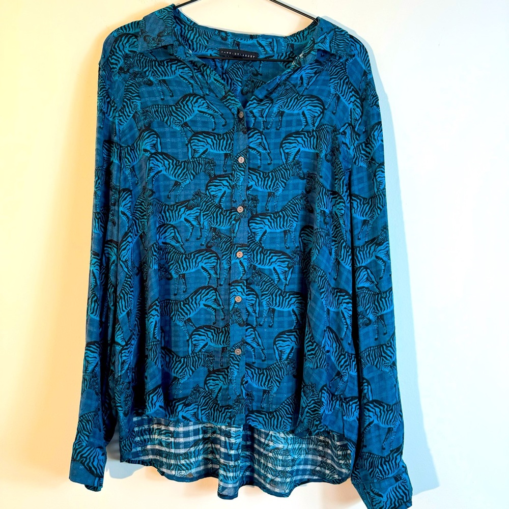 Jane and Delancey Blue Zebra Print Button Down Shirt Casual Wear Size XL